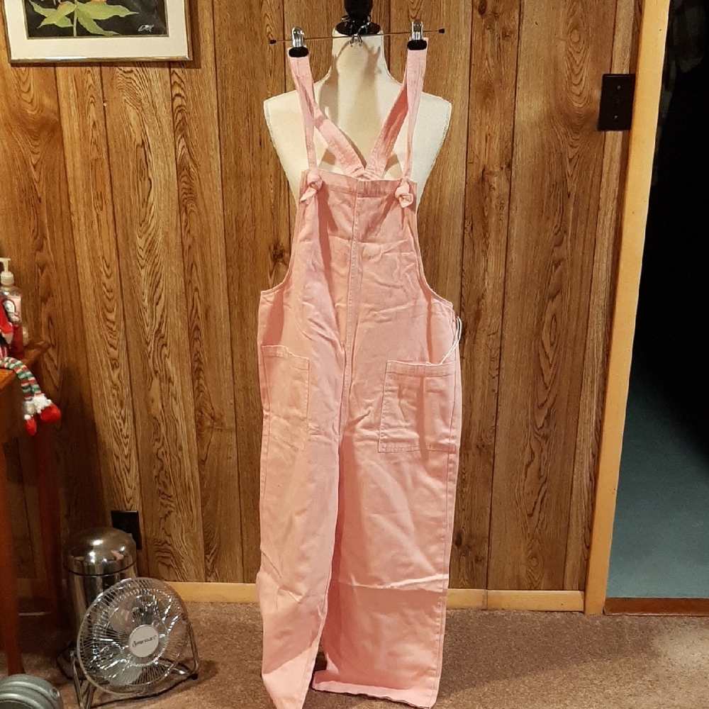 🥀🍓NWT Zenana Soft Pink Adjustable Jumper/Overalls/Long Pants (M)🥀